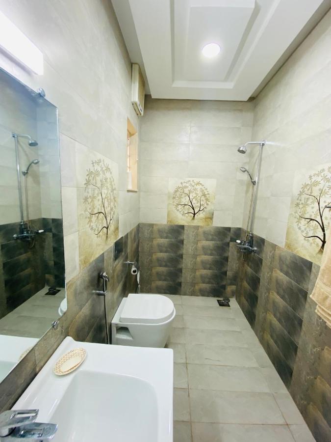 Bed and Breakfast Continental Boutique House Исламабад Экстерьер фото