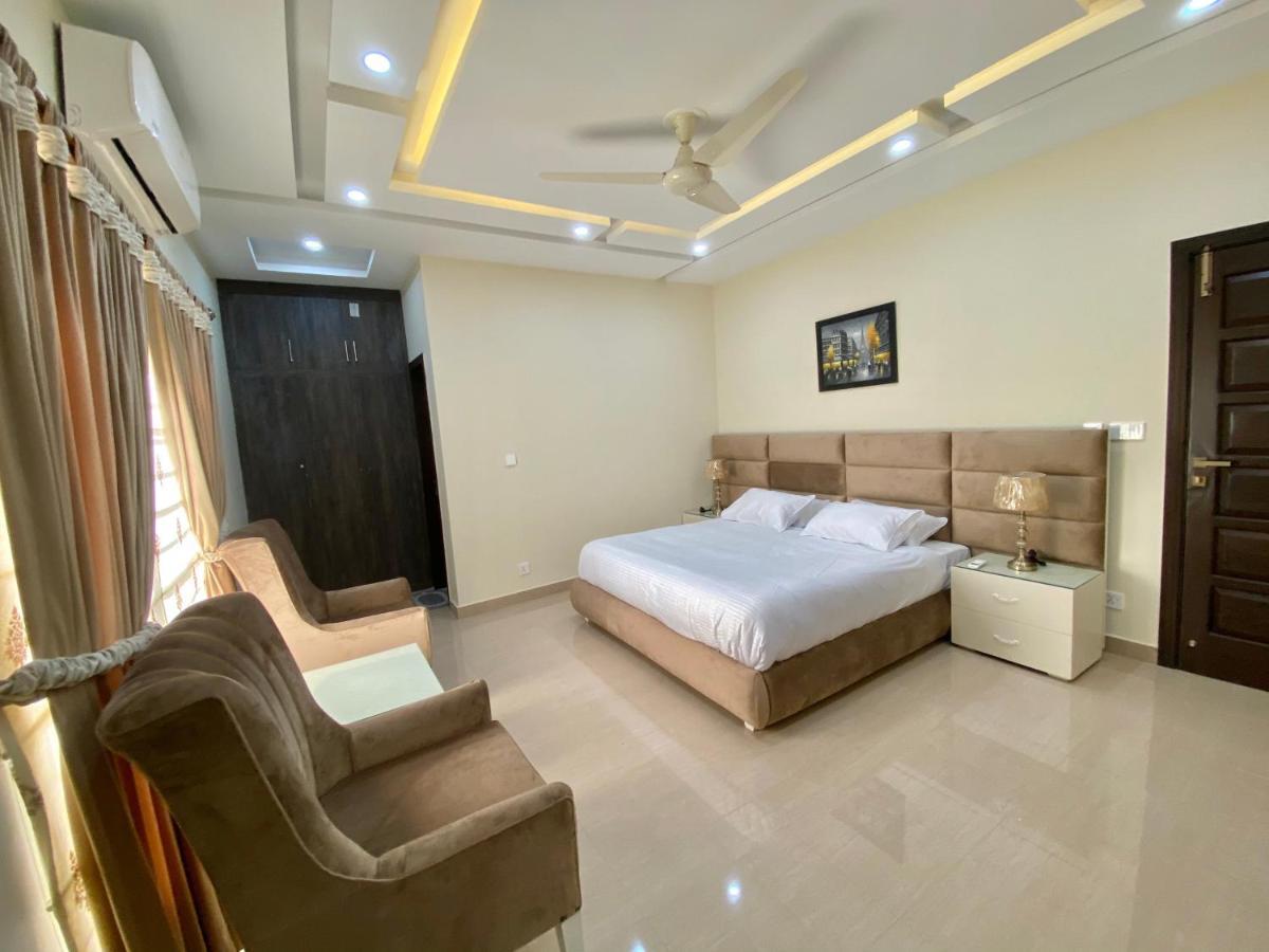 Bed and Breakfast Continental Boutique House Исламабад Экстерьер фото