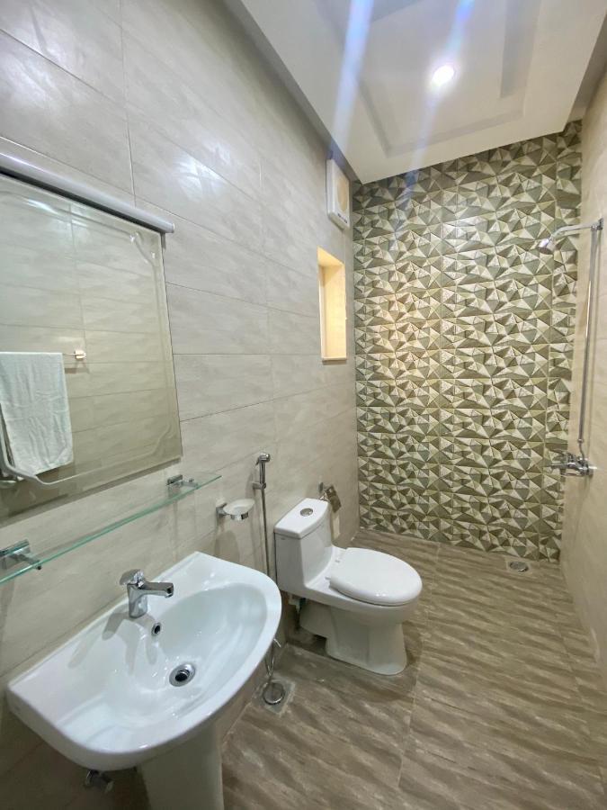 Bed and Breakfast Continental Boutique House Исламабад Экстерьер фото