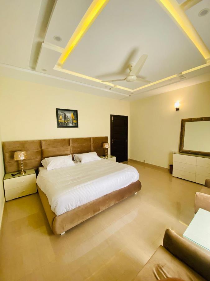 Bed and Breakfast Continental Boutique House Исламабад Экстерьер фото
