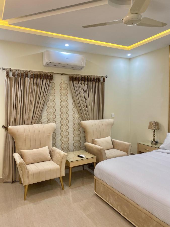 Bed and Breakfast Continental Boutique House Исламабад Экстерьер фото