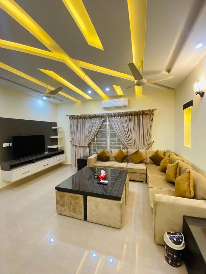 Bed and Breakfast Continental Boutique House Исламабад Экстерьер фото
