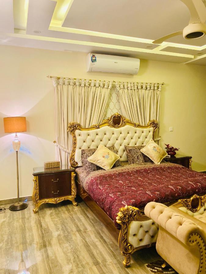 Bed and Breakfast Continental Boutique House Исламабад Экстерьер фото