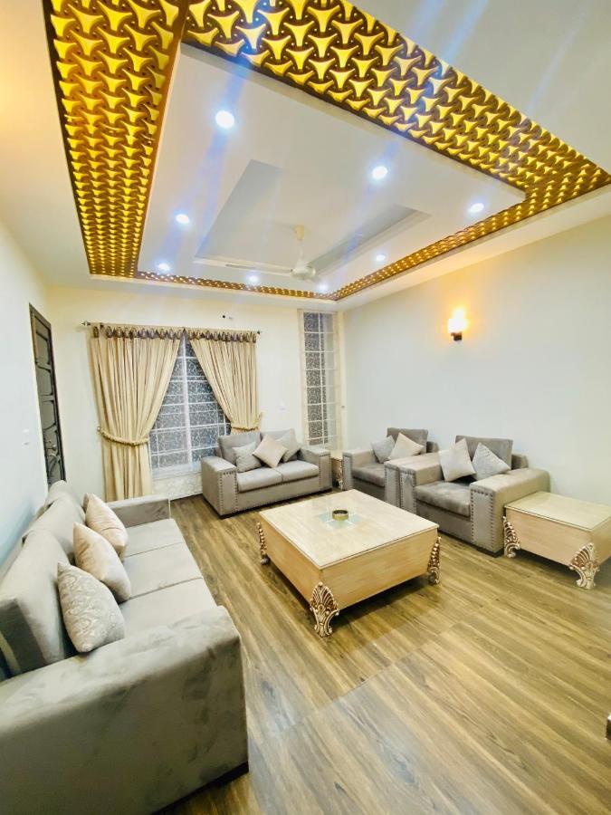 Bed and Breakfast Continental Boutique House Исламабад Экстерьер фото