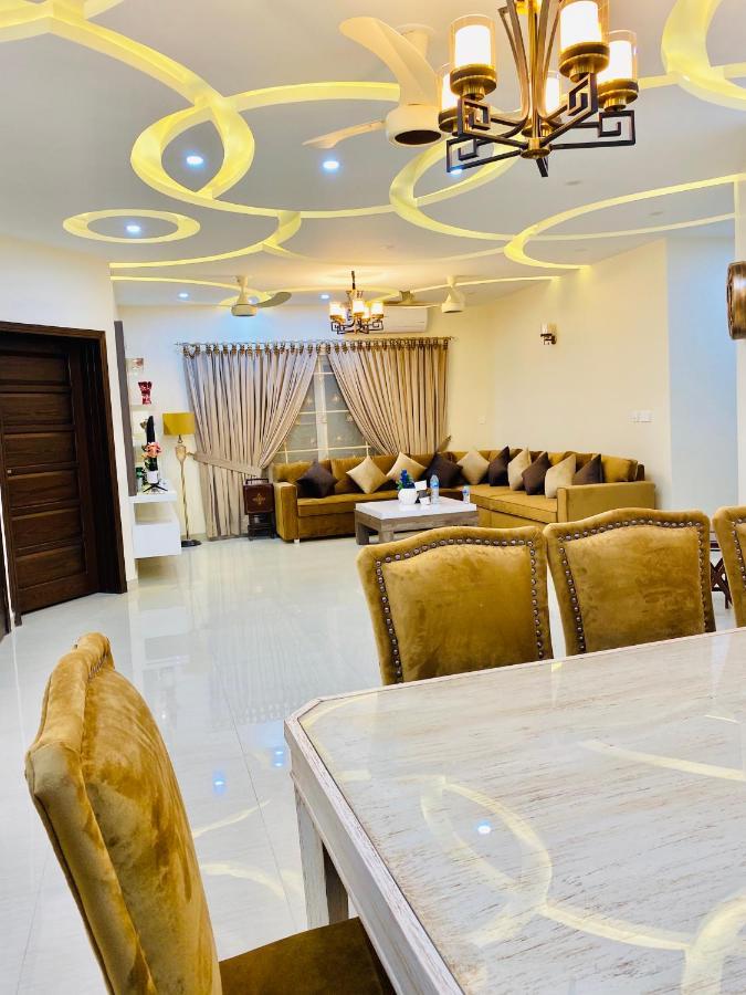 Bed and Breakfast Continental Boutique House Исламабад Экстерьер фото
